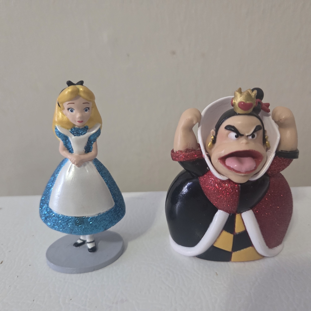 Disney Alice in Wonderland Figures And Case Set Of 8 - Picture 4 of 6